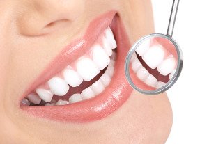 Should You Choose Over The Counter Or Dentist Tooth Whitening